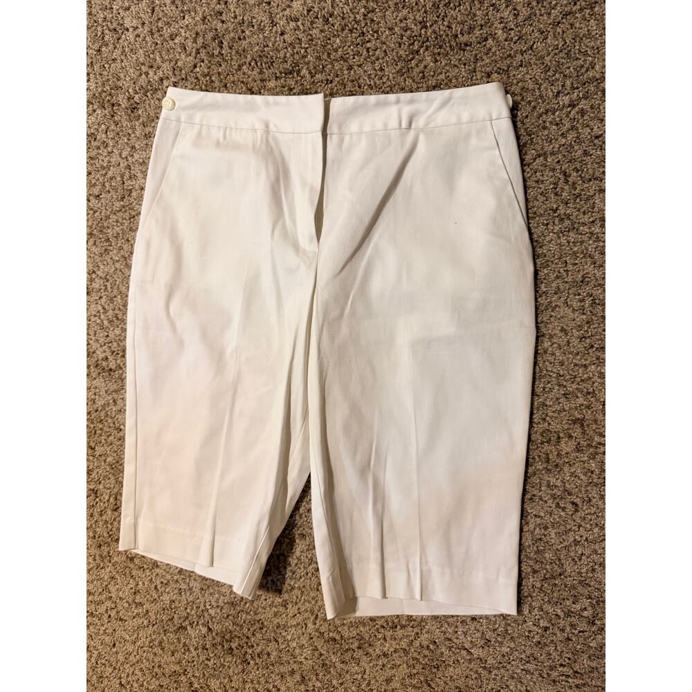 3 for $9 Pantology Walking shorts 10 NWOT White Cotton Blend